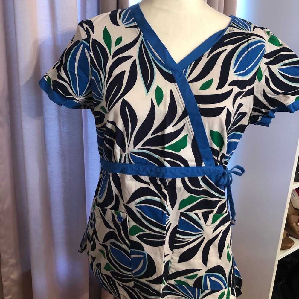 Koi top